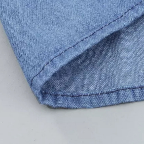 1 2x left 🌼New Boutique denim halter top - Picture 5 of 8